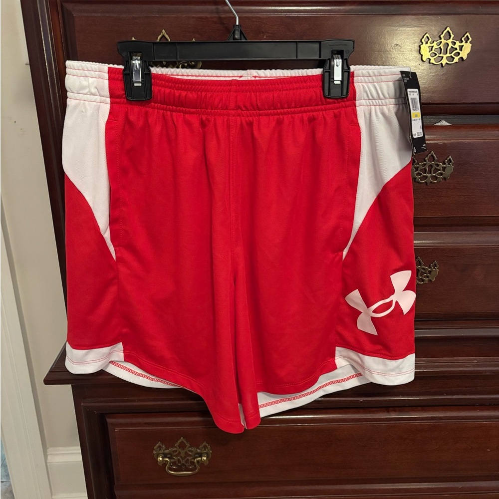 Under armor women’s medium shorts